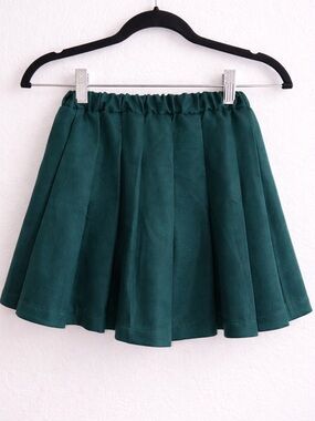 Elastic-Waist Dark Green Pleated Skater Skirt